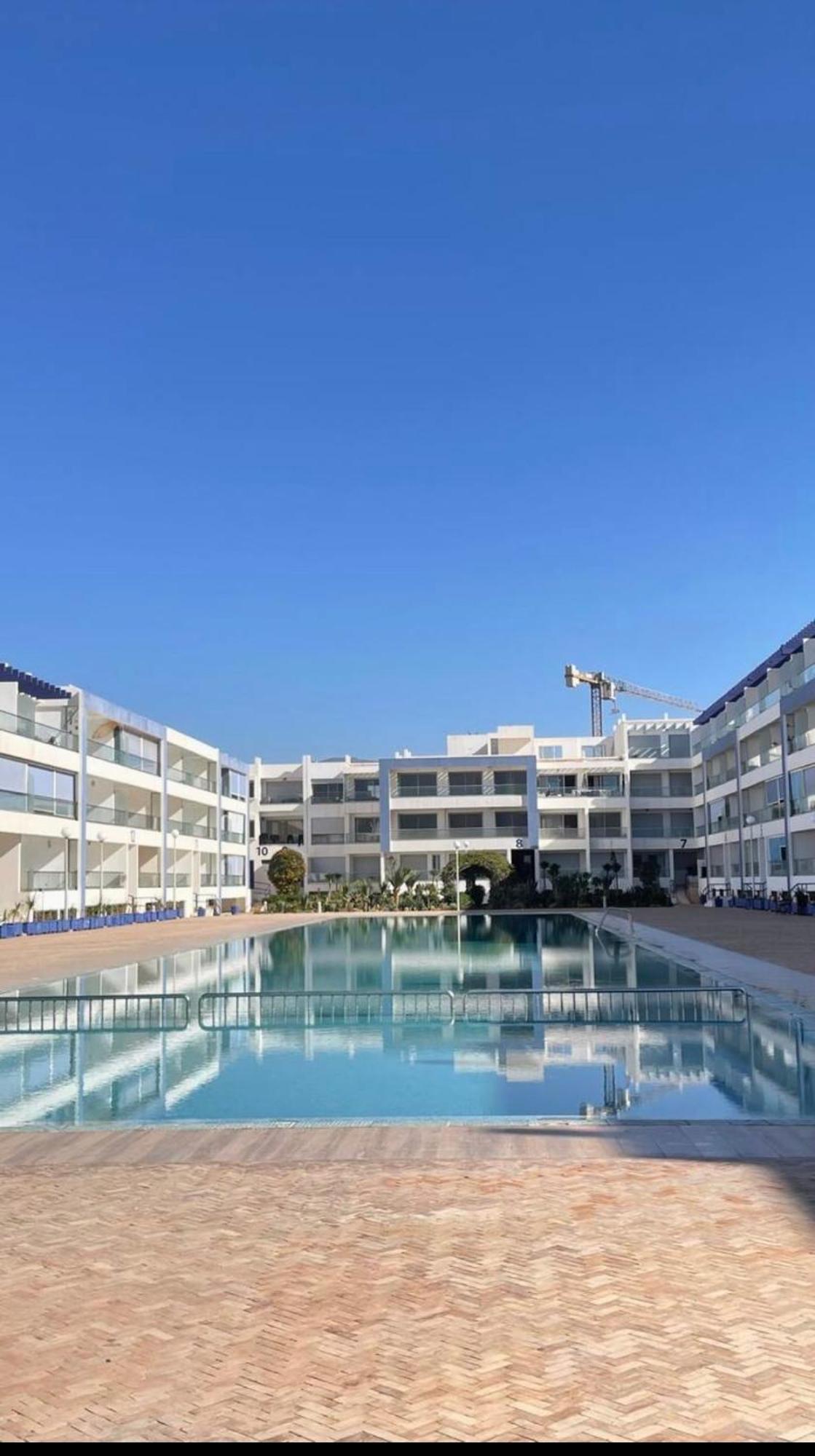 Vue Piscine Et 公寓 奥瑞尔
